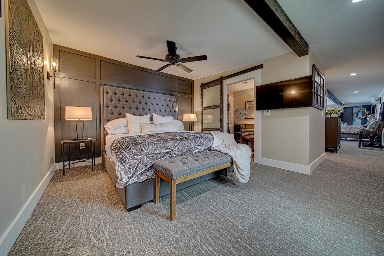 Апартаменты Town Square Retreat Блэрсвилл Экстерьер фото